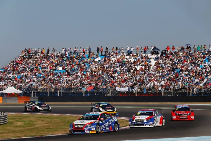 Tom Coronel Chevrolet RML Cruze 2014